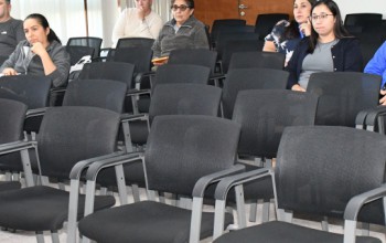 MEDIO AMBIENTE EFECTUÓ CHARLA SOBRE PLÁSTICOS DE UN SOLO USO