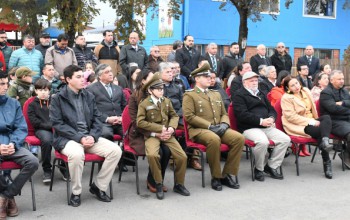 RECONOCIMOS VALIOSA LABOR DE CARABINEROS EN ACTO MUNICIPAL