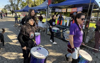 FERIA CAMPESINA AGRÍCOLA Y APÍCOLA LLENÓ DE TRADICIÓN PLAZA DE HUÉPIL