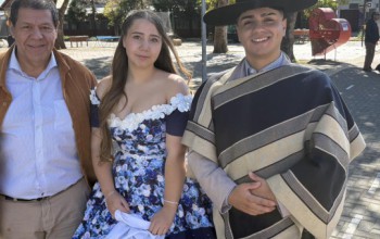 FERIA CAMPESINA AGRÍCOLA Y APÍCOLA LLENÓ DE TRADICIÓN PLAZA DE HUÉPIL