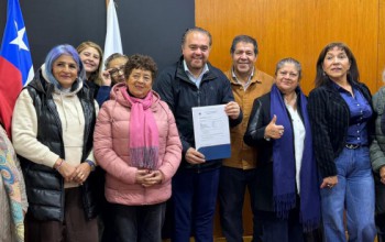 ALCALDE RECIBIÓ CERTIFICADO QUE PERMITE LICITAR NUEVO LICEO DE TUCAPEL